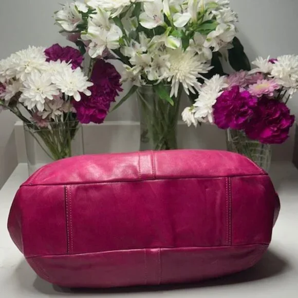 Coach Ergo Pleated Leather 12248 Kisslock Hobo/Shoulder Bag EUC! - Picture 5 of 16